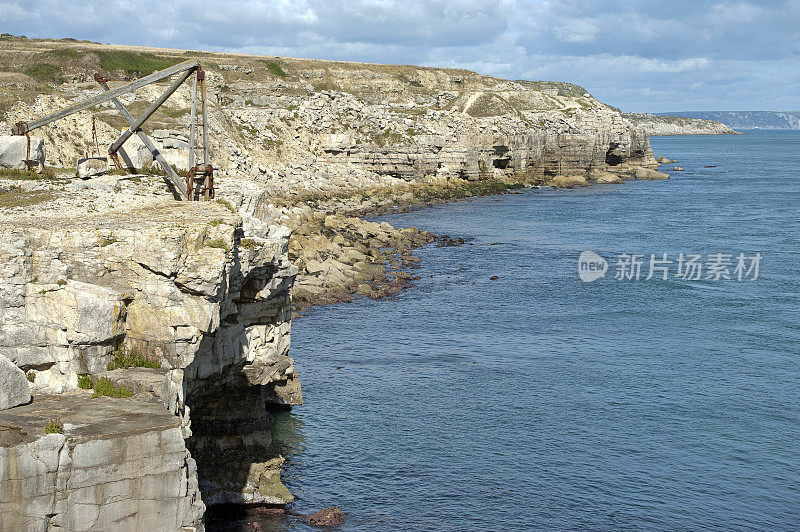 古老的悬崖起重机东海岸，波特兰岛，多塞特，英格兰。