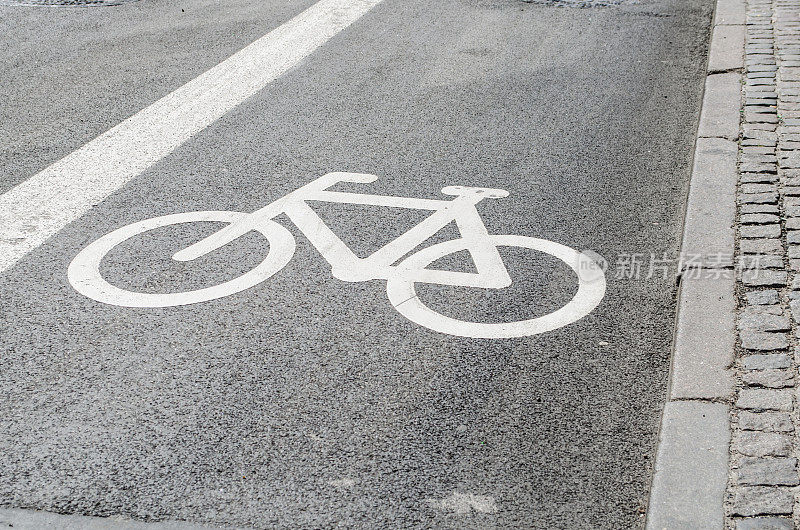 自行车道让可持续交通变得容易!