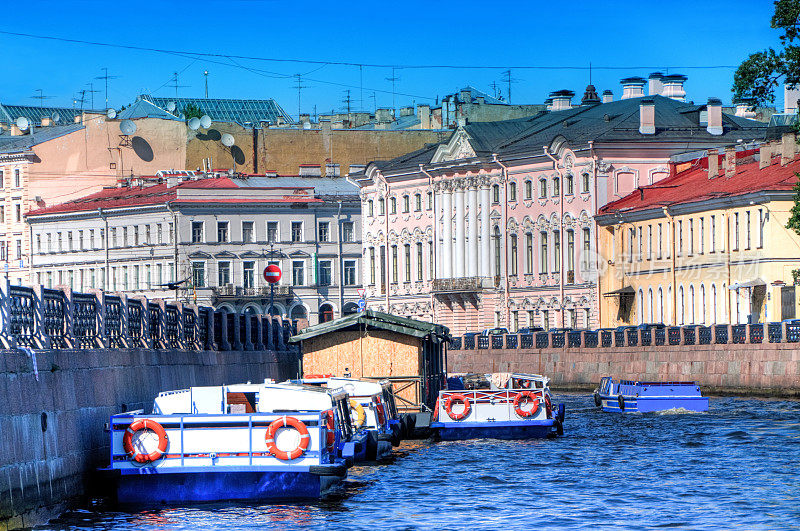 俄罗斯圣彼得堡的典型运河