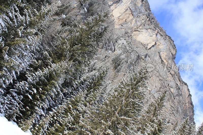 意大利Dolomites的冬天