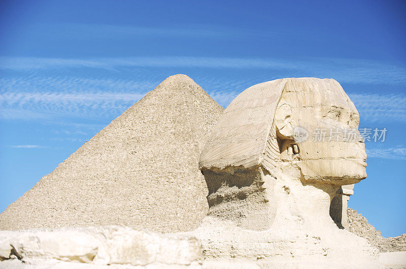 狮身人面像与大金字塔蓝天埃及