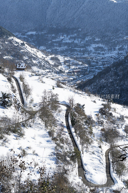 冬天的山路