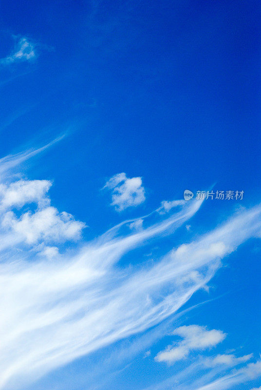 照片中,cloudscape