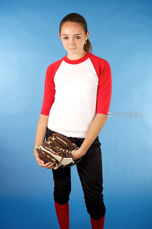 十三岁女孩垒球运动员