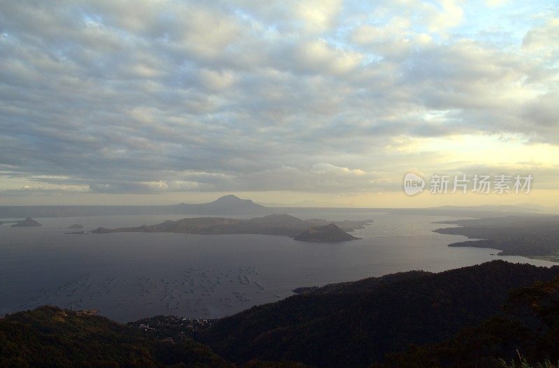 塔尔湖景观，菲律宾吕宋岛