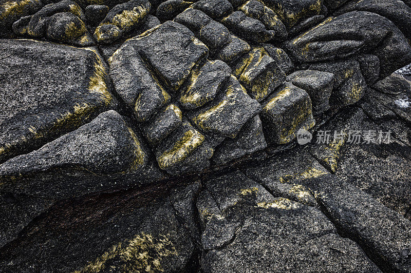 海边岩石纹理，佩吉湾，新斯科舍省，加拿大。