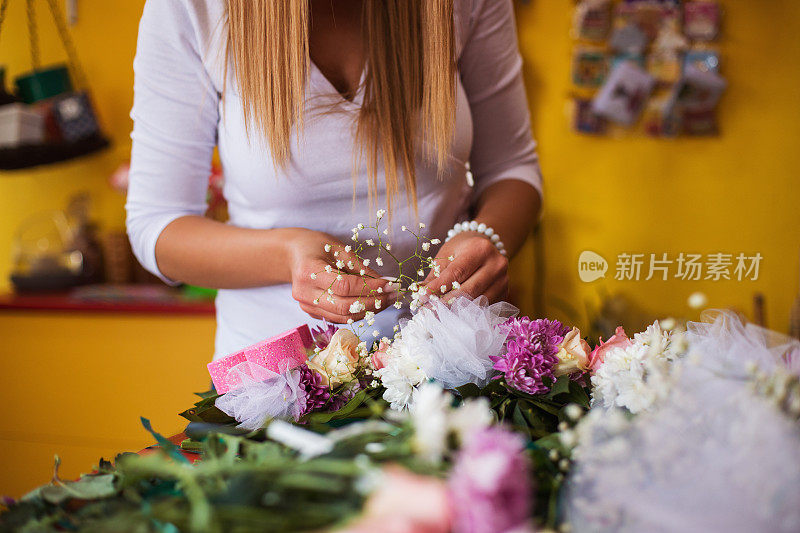 花店里的女人