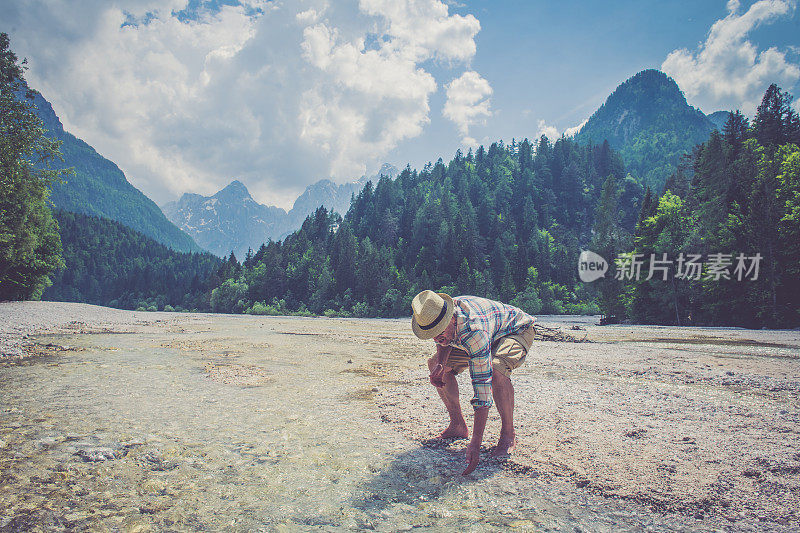 阿尔卑斯山的老人