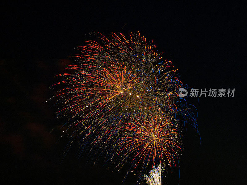 烟花显示黑色背景拷贝空间