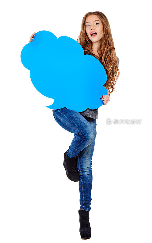 女人用蓝色泡泡说话