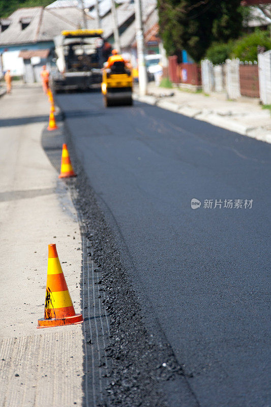 沥青铺路