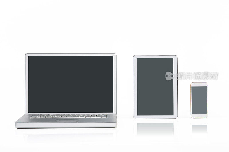 笔记本电脑，平板电脑和智能手机隔离在白色的路径