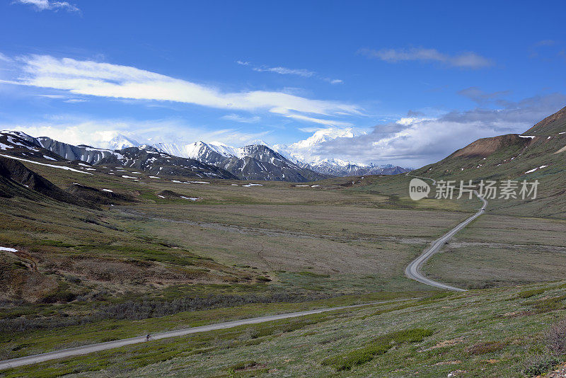 阿拉斯加州石山上的麦金利山