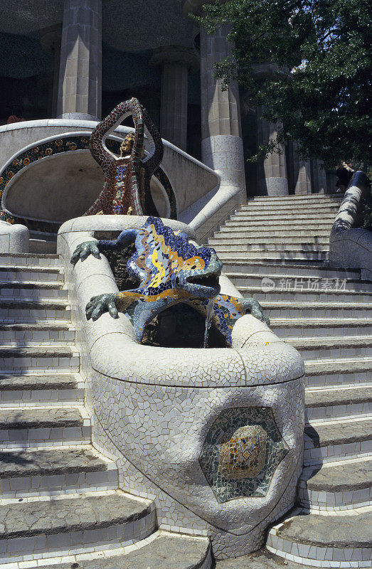 蜥蜴喷泉,巴塞罗那