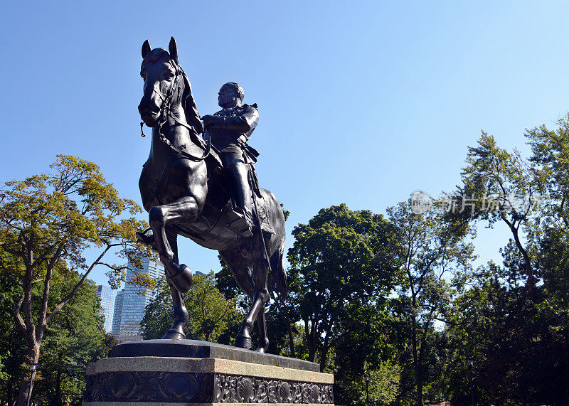 多伦多的乔治七世国王雕像