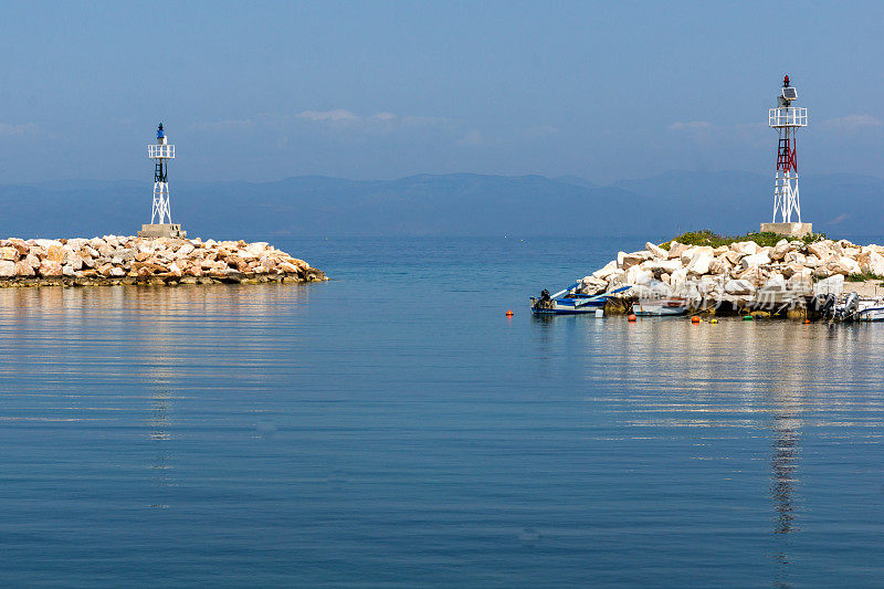 希腊萨索斯岛，令人惊叹的斯卡拉索蒂罗斯