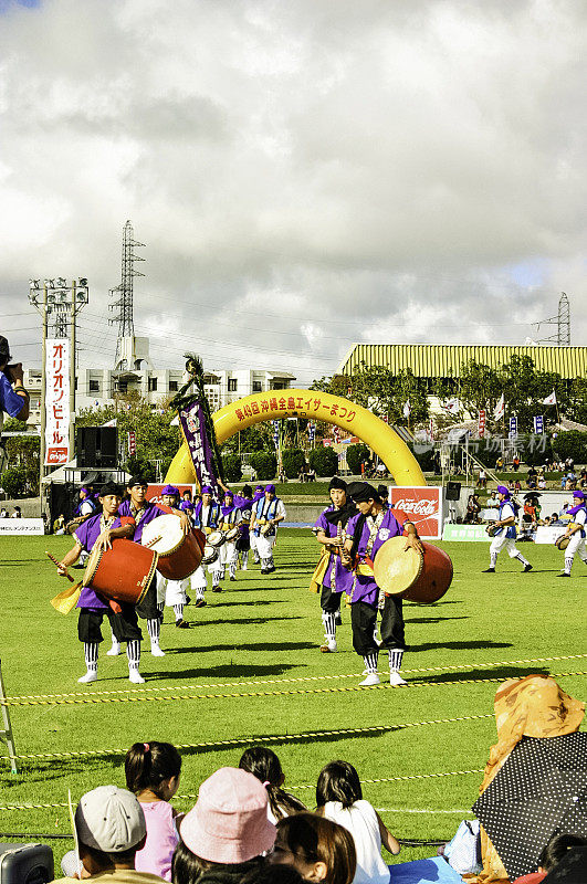 全冲绳Eisa节，冲绳，日本