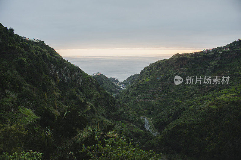 马德拉景观，诺瓦和莫伊尼奥莱瓦达步行