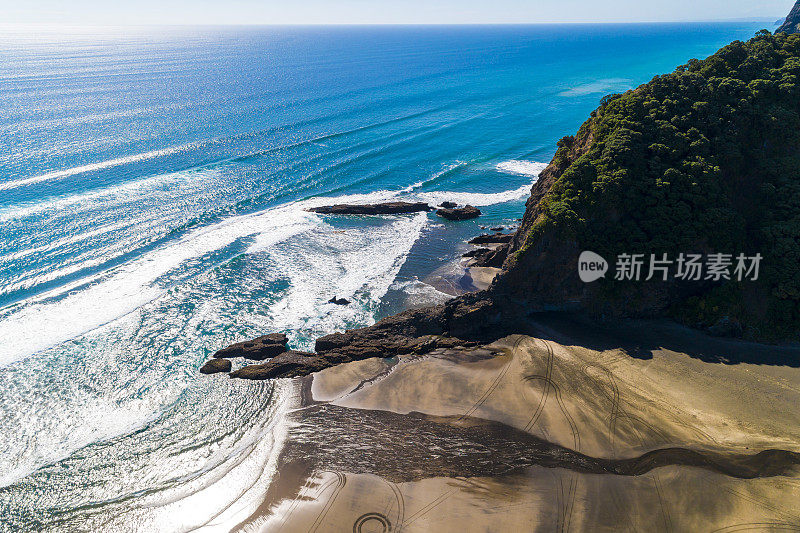 鸟瞰图，Karekare海滩新西兰