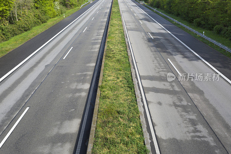 空旷的德国公路-高角度的视角