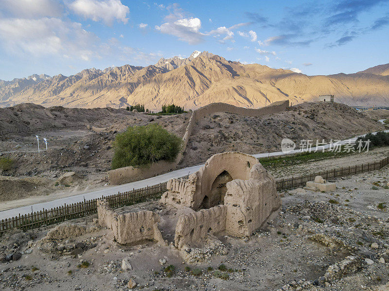 中国新疆帕米尔高原琐罗亚斯德教遗迹