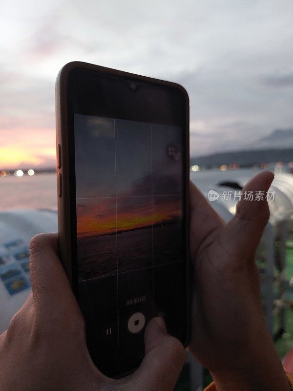 用智能手机拍摄日落