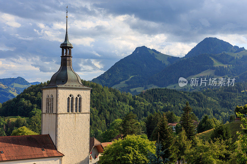 风景如画的村庄Gruyères，瑞士