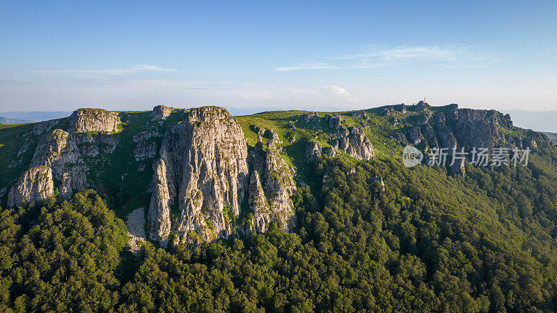 美丽的山景