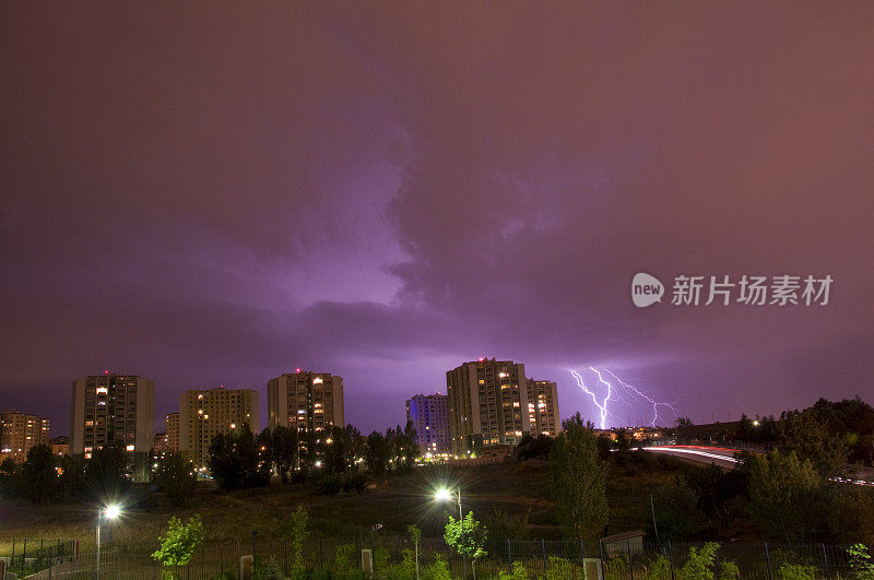 土耳其安卡拉的暴风雨之夜