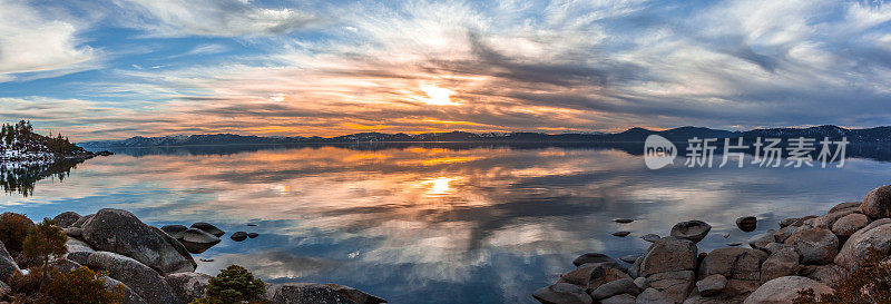 日落的太浩湖