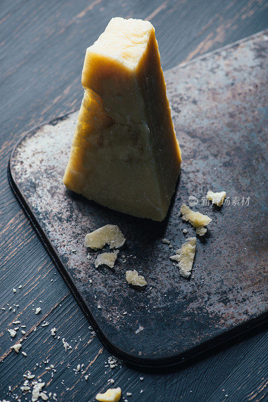 帕尔玛干酪，典型的意大利奶酪-工作室微距拍摄