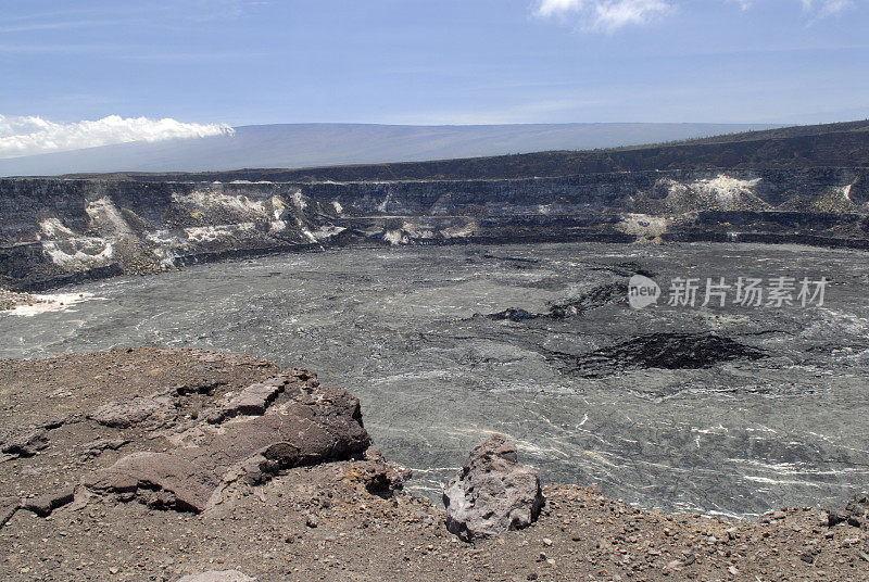 火山口