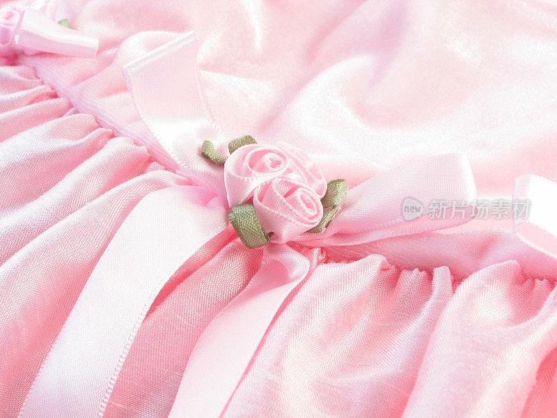 粉红丝带的玫瑰