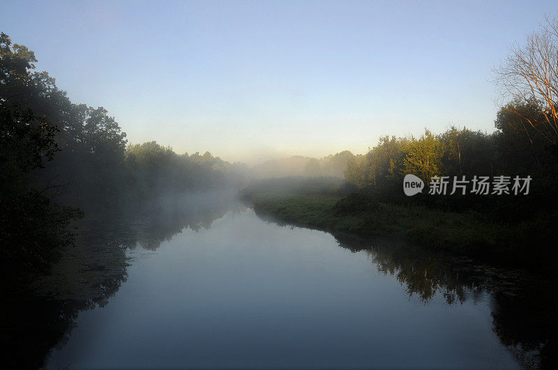 雾河