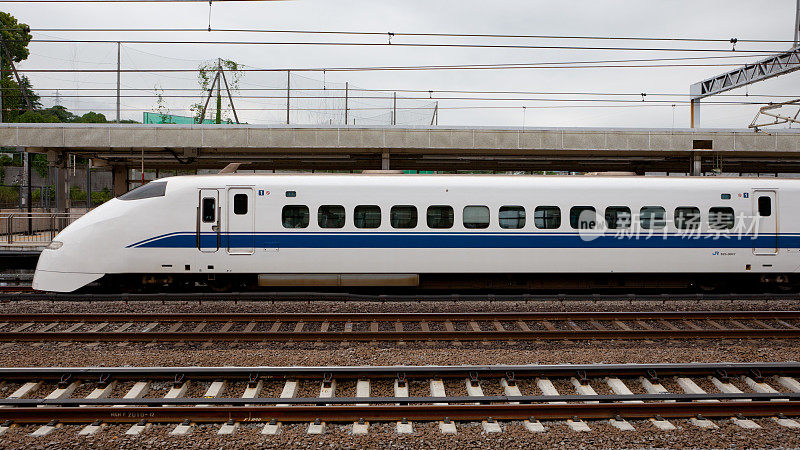 日本新干线高铁