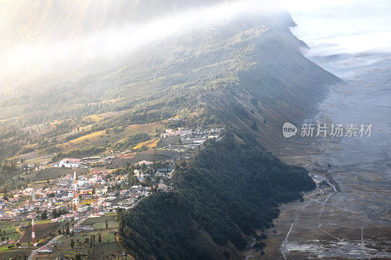 印度尼西亚东爪哇的布罗莫火山日出