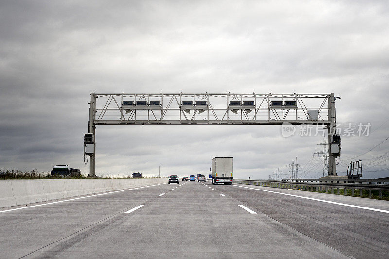 卡车收费系统，德国高速公路控制龙门