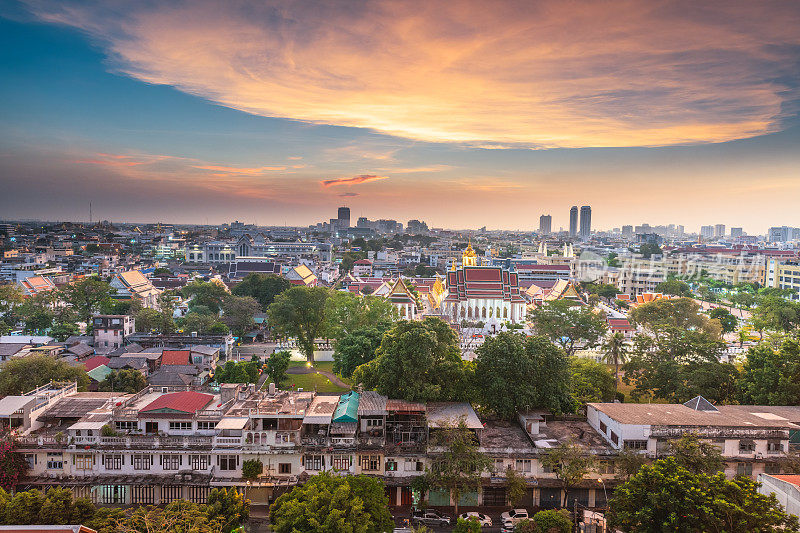 全景城市景观商业区(silom，沙顿，曼谷，曼谷，泰国黄昏