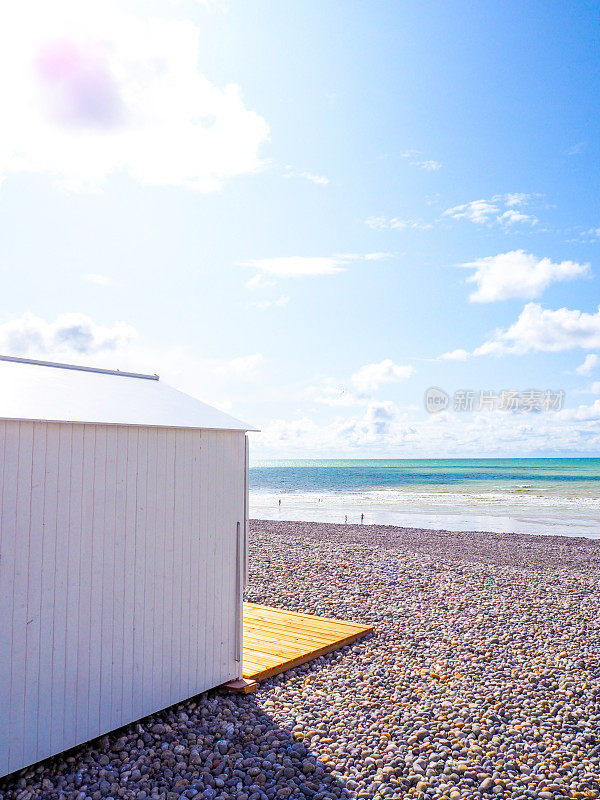 法国索姆的白沙滩小屋