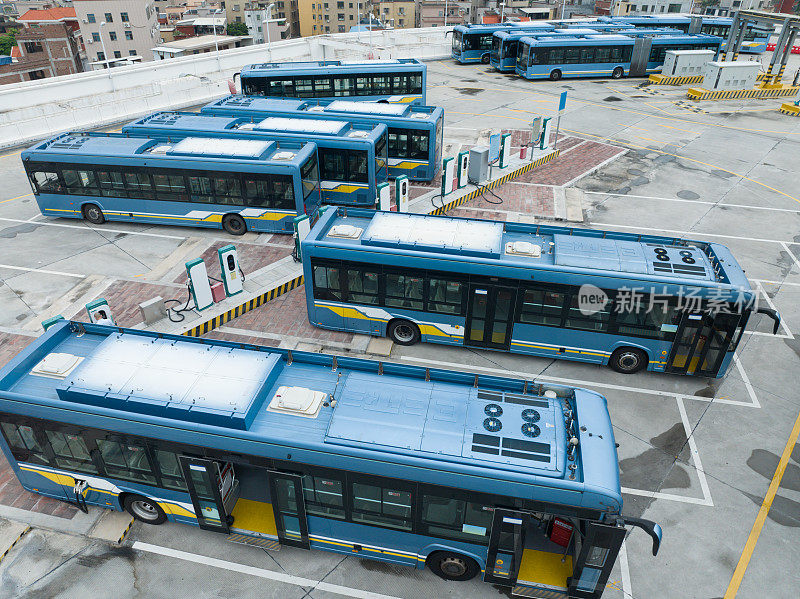 城市公共交通，电动公交车
