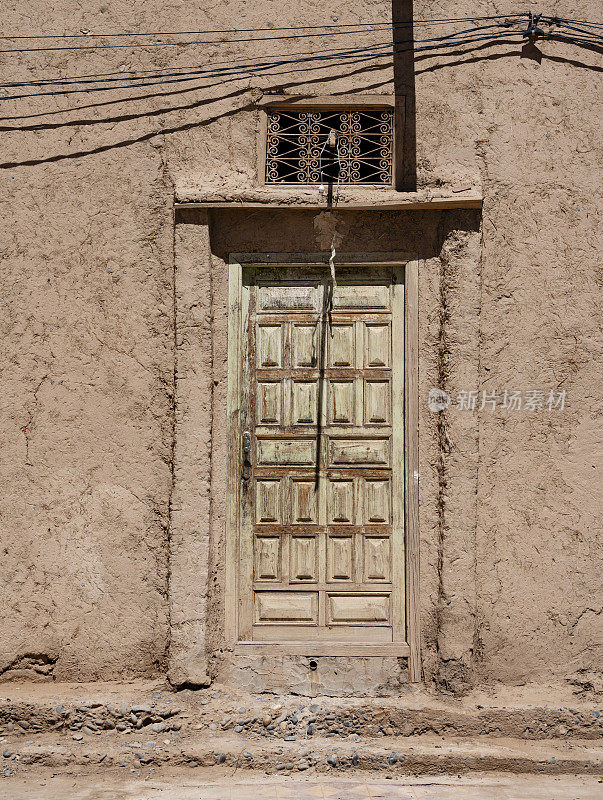 摩洛哥埃尔福德土坯建筑的门