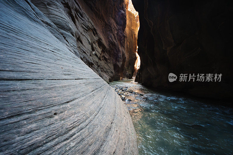 纽约湾海峡