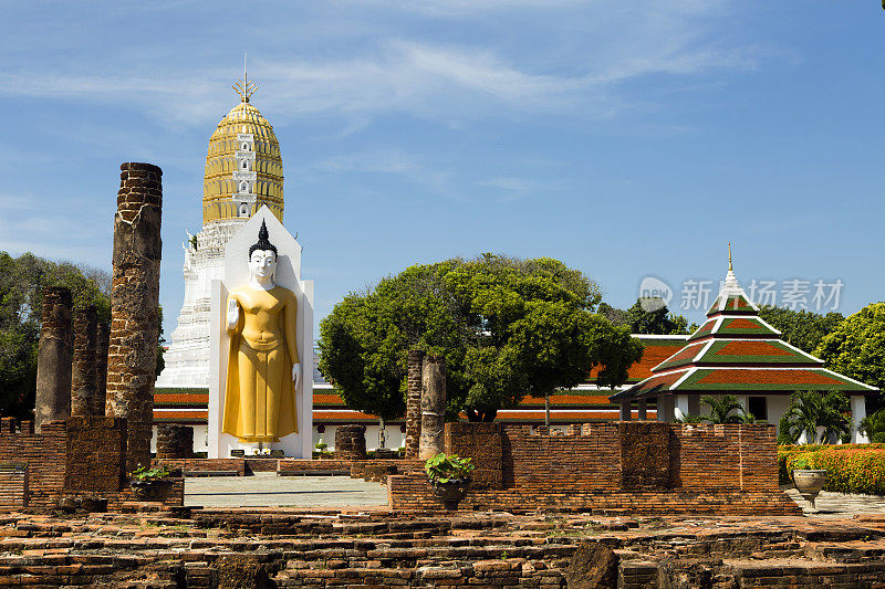 那是泰国的佛寺