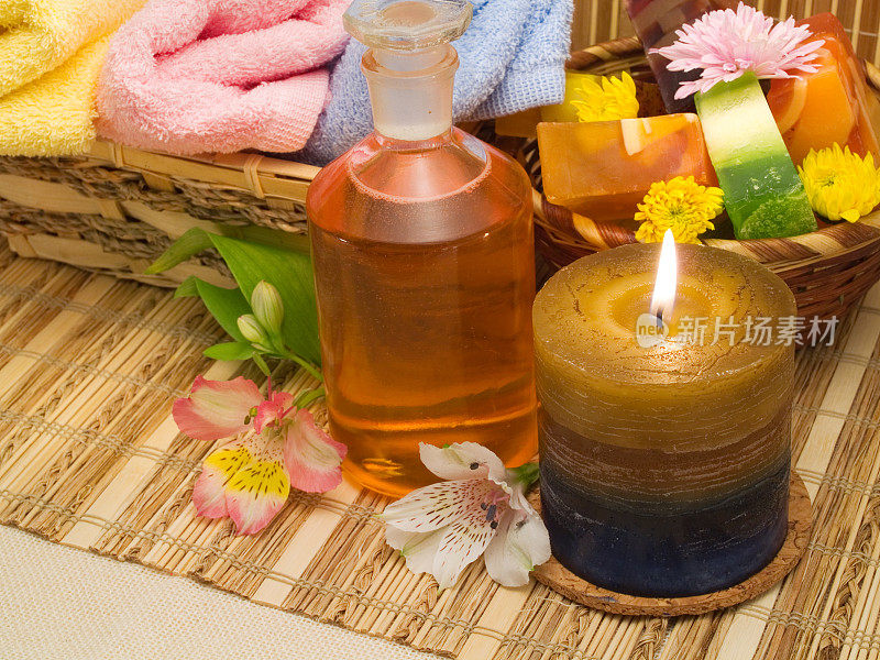 水疗产品-肥皂，蜡烛，芳香油和花