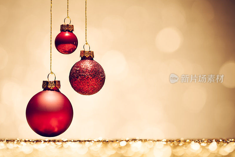 圣诞装饰品-金色红色散焦装饰白色