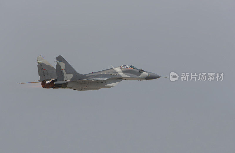 米格-29支点战斗机起飞