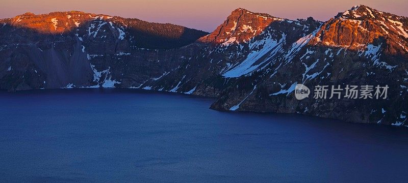 火山口湖古火