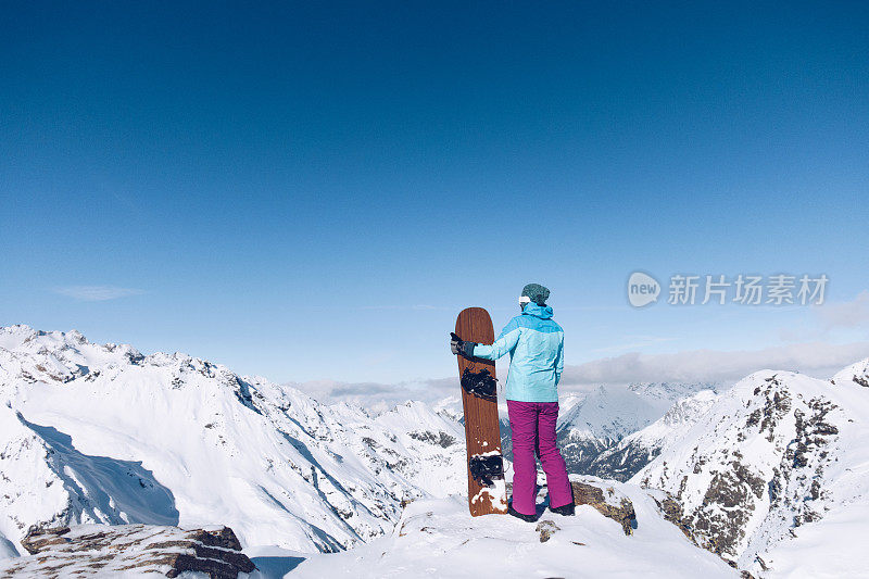 女滑雪板滑雪场