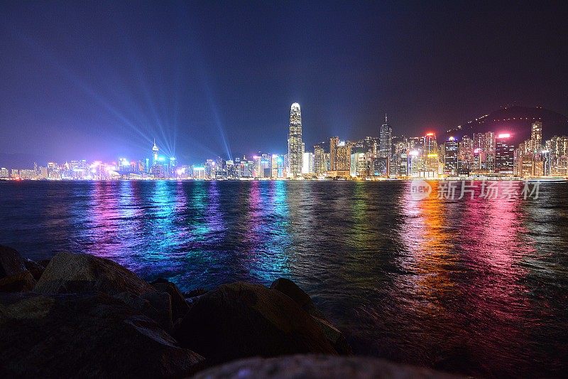 夜晚的香港岛天际线