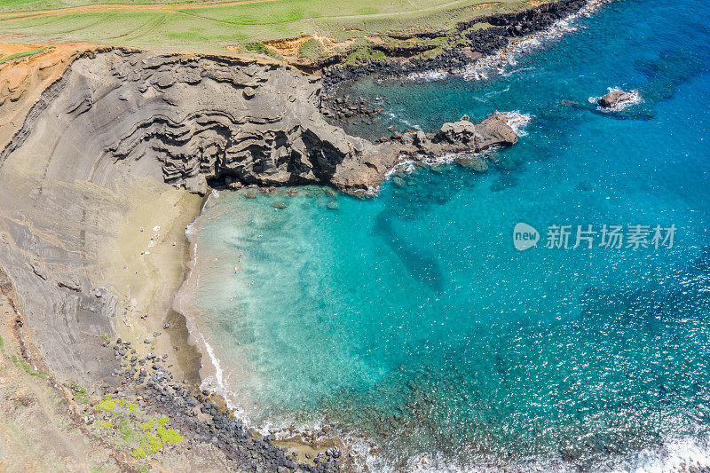 无人机的绿色沙滩，大岛，夏威夷